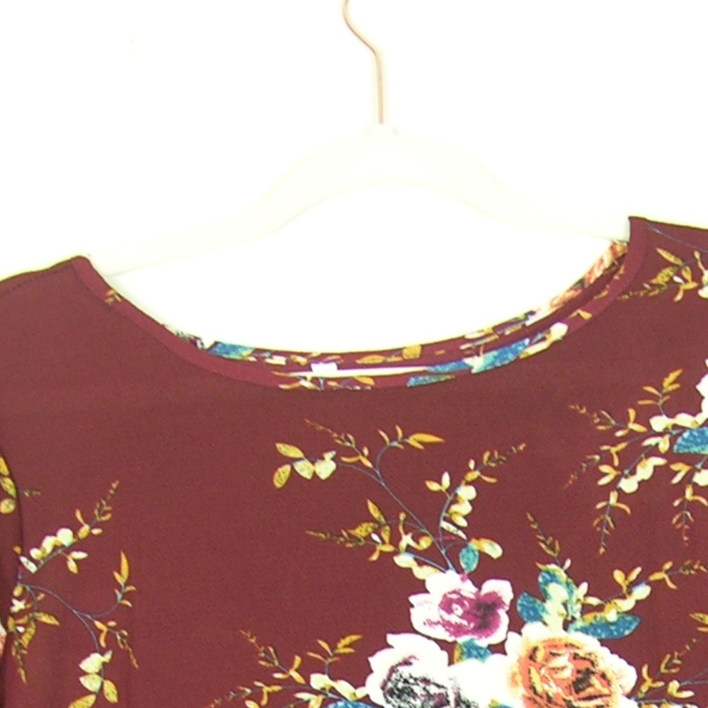 LAST ONE!! Floral Short Sleeve Shift Dress, Red - Picture 4 of 8